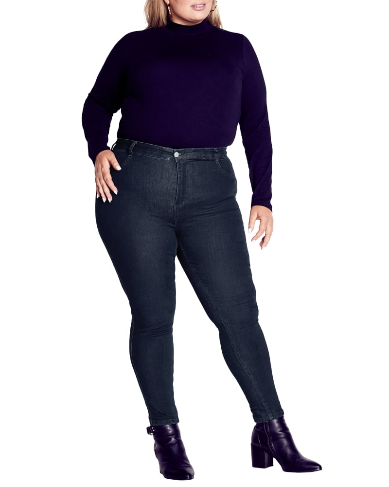 Front of a model wearing a size 22 JEAN JAYDA SKNY H WAIST in Dark Indigo by Aveology. | dia_product_style_image_id:318100